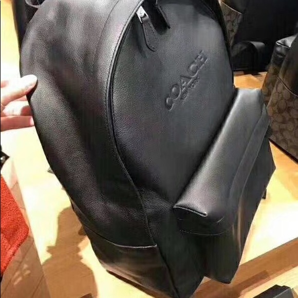 Backpack - Picture 2 of 5